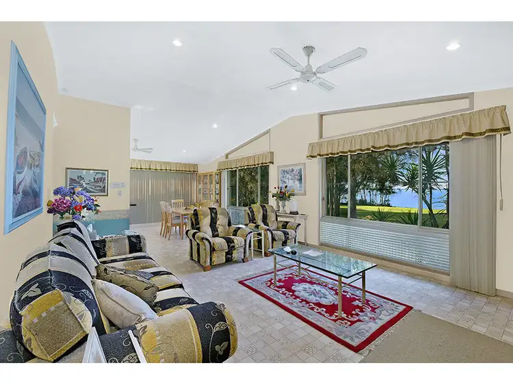 Fifth view of Homely house listing, 263 Lakedge Avenue, Berkeley Vale NSW 2261