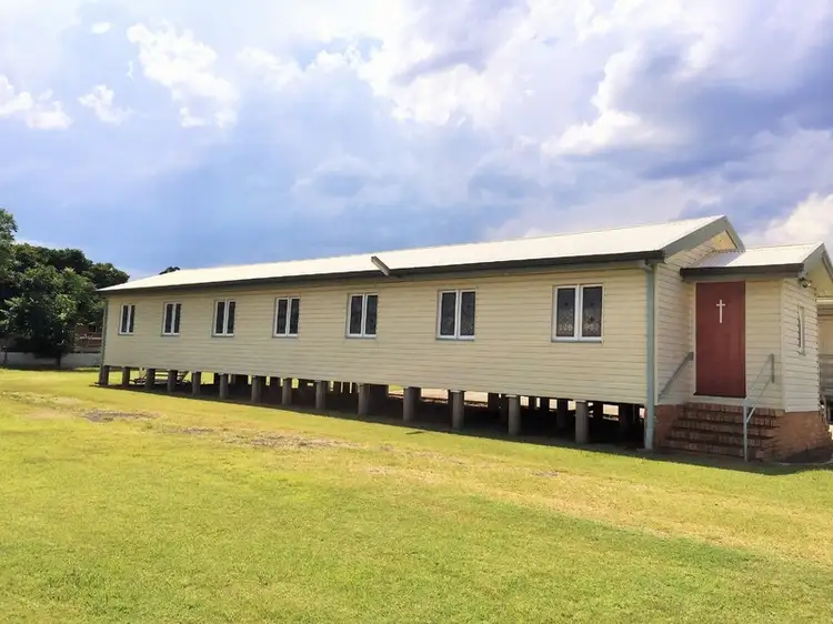 9 Chubb Street, Ipswich QLD 4305