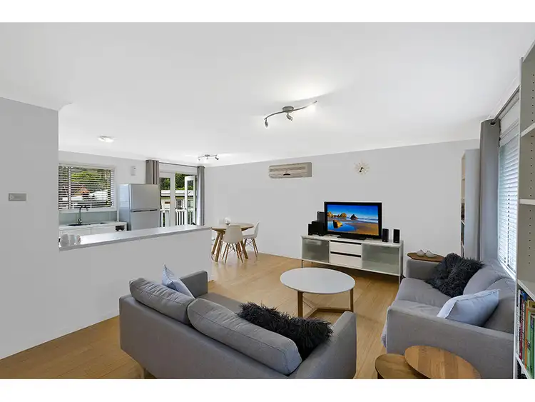 Second view of Homely house listing, 114 Kerry Crescent, Berkeley Vale NSW 2261