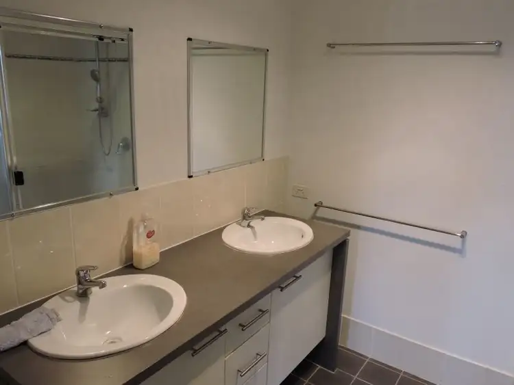 Sixth view of Homely house listing, 4 Mahogany Place, Molendinar QLD 4214