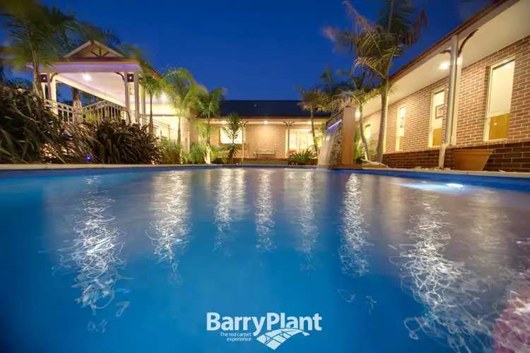22 Robin Hood Way, Drouin VIC 3818