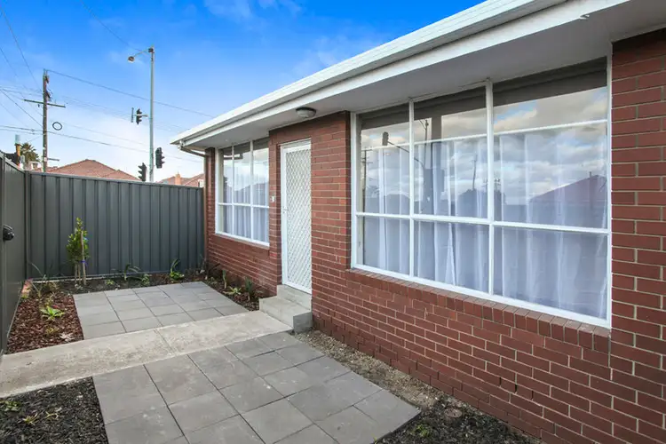 1/136 Wright Street, Sunshine VIC 3020
