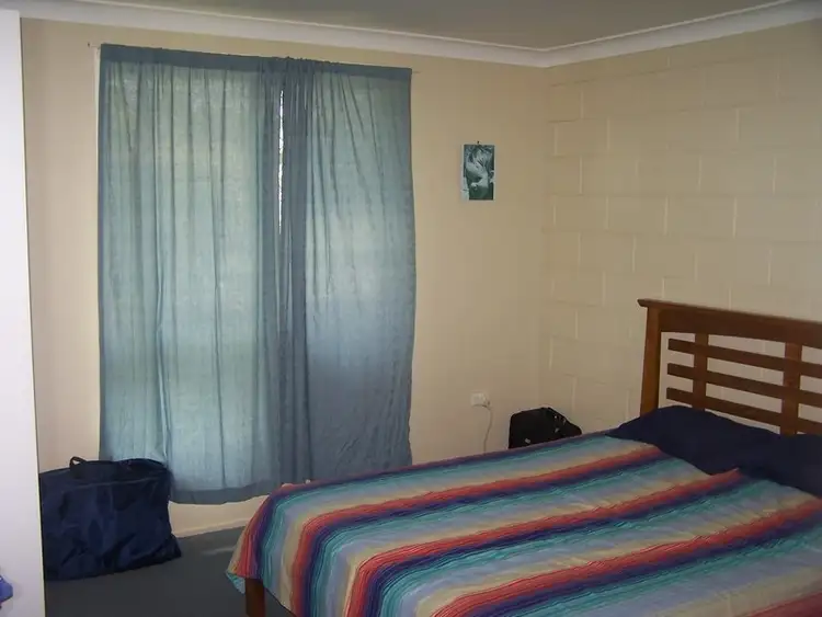 Fifth view of Homely semi-detached listing, 33 Twigg Street, Park Avenue QLD 4701