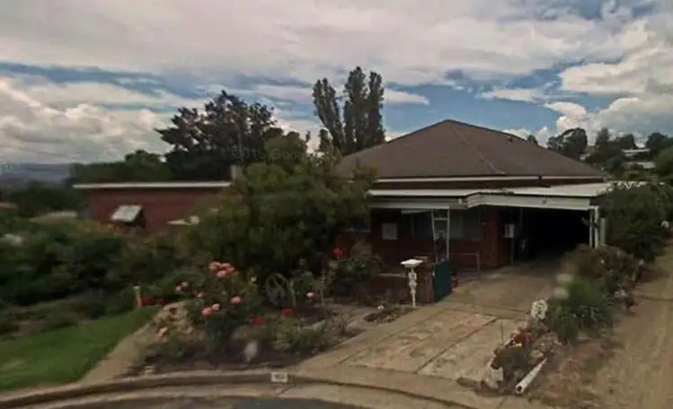 Main view of Homely house listing, 10 Kirk Avenue, Tumut NSW 2720