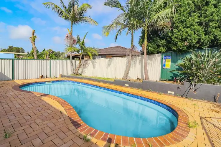 Fourth view of Homely house listing, 9 THANE CL, Rosemeadow NSW 2560