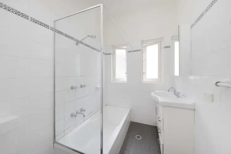 Fourth view of Homely apartment listing, 3/11 Brighton Boulevard, Bondi Beach NSW 2026