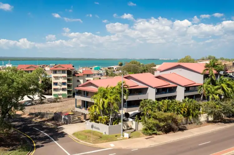 4/4 Leydin Court