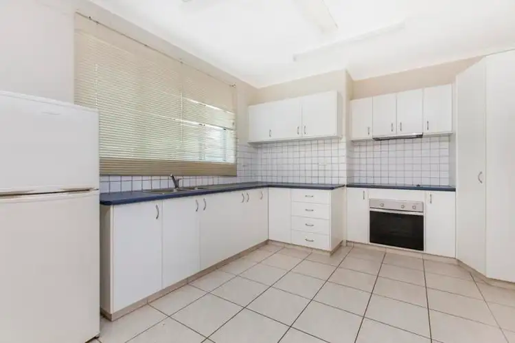 4/172 Casuarina Drive