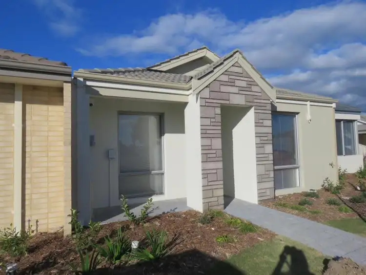 4 Sunlit Avenue