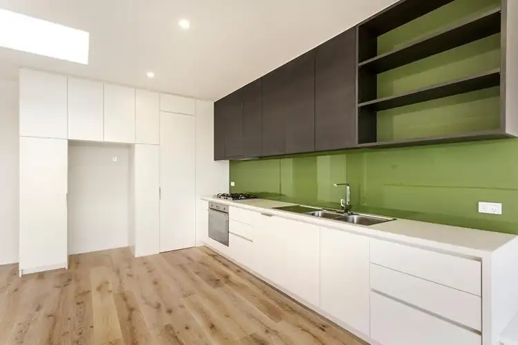 5/2 Howell Street