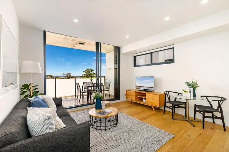 402/165 Frederick Street