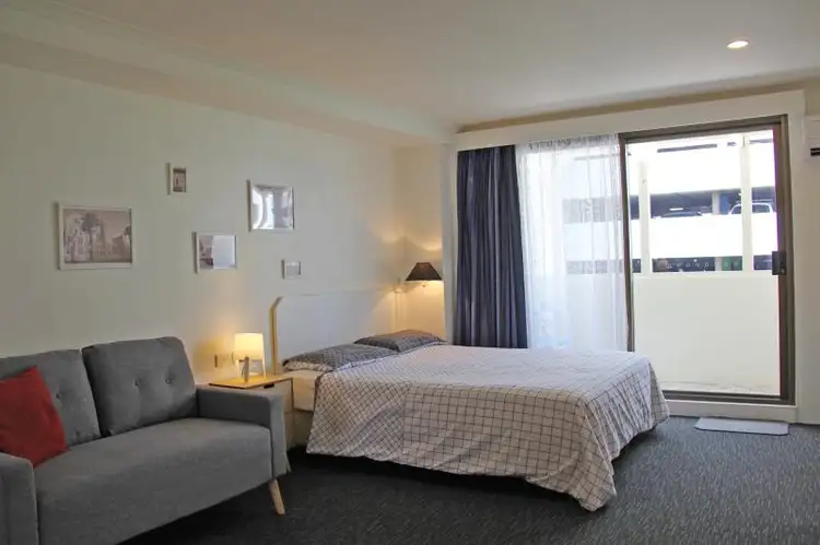 212/48 Sydney Road