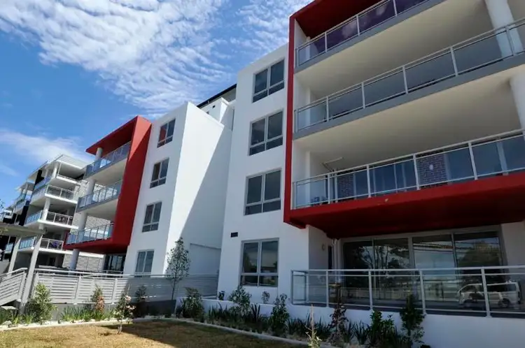 10/135-137 Jersey Street North