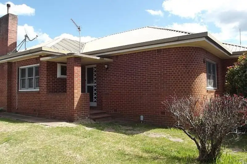 Main view of Homely house listing, 12 Leaburn Avenue, Batlow NSW 2730