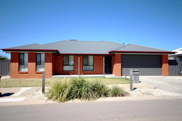 1 Eva Place