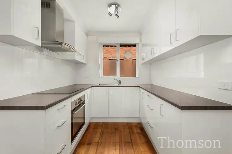 2/5 Derby Crescent