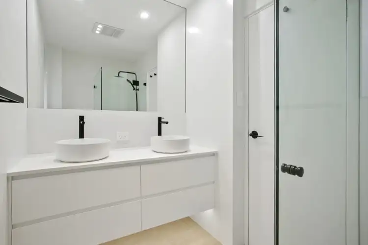 Third view of Homely unit listing, 3/7 Lismore Avenue, Dee Why NSW 2099