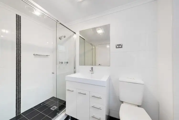 Fifth view of Homely apartment listing, 2/1 Mulwarree Avenue, Randwick NSW 2031