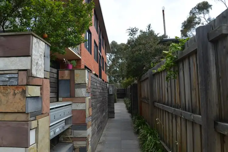 6/92 Glenhuntly Road