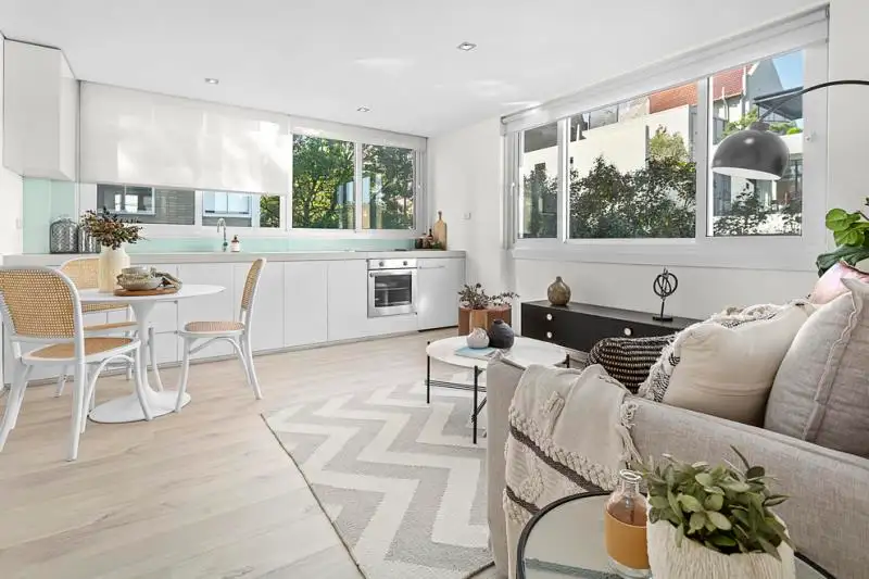 Main view of Homely unit listing, 4/3 Grantham Street, Potts Point NSW 2011