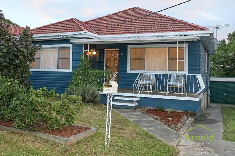 18 Villa Road, Waratah West NSW 2298