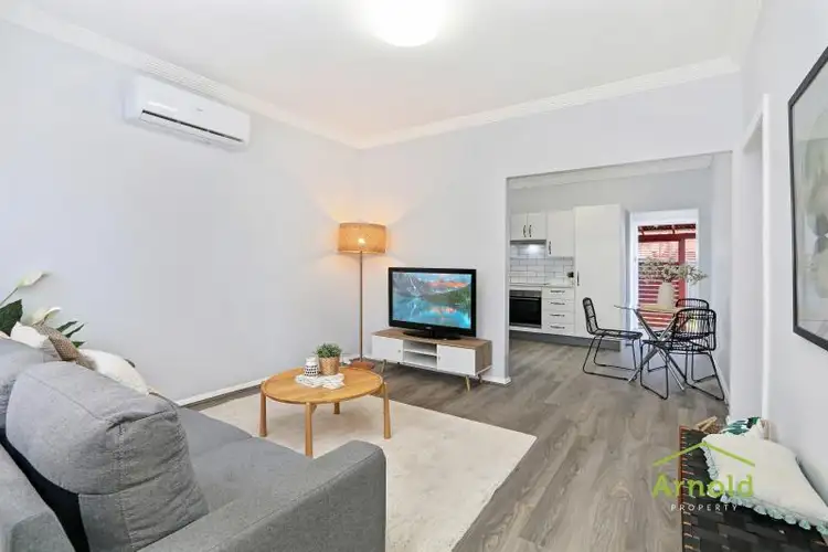 1/21A Dunkley Pde, Mount Hutton NSW 2290
