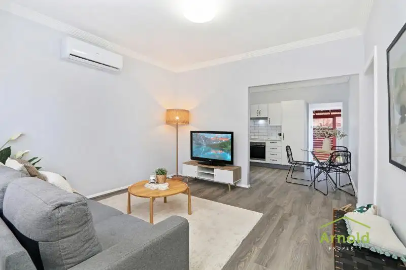 Main view of Homely house listing, 1/21A Dunkley Pde, Mount Hutton NSW 2290