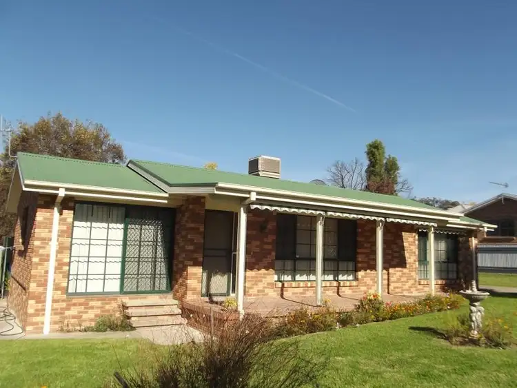 Main view of Homely unit listing, 3/36 Simspon Street, Tumut NSW 2720