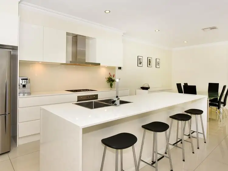 186 Kensington Road