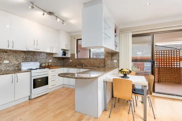 Main view of Homely apartment listing, 19/2 Caledonian St, Bexley NSW 2207