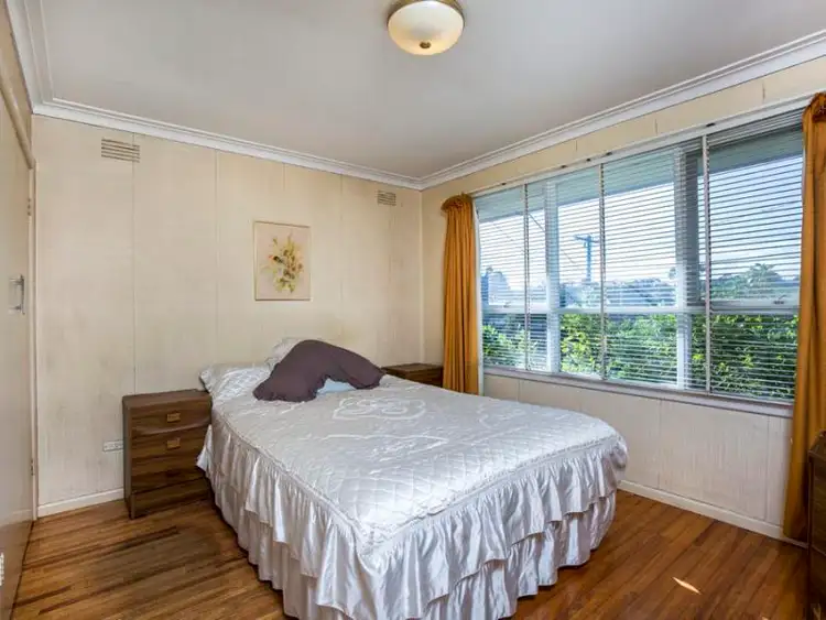 Sixth view of Homely house listing, 25 Vickers Avenue, Strathmore Heights VIC 3041