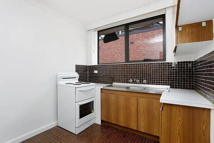 Third view of Homely apartment listing, 4/99 Hunter Street, Richmond VIC 3121