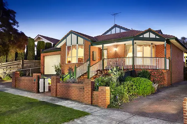 1/88 Woodland Street, Strathmore VIC 3041