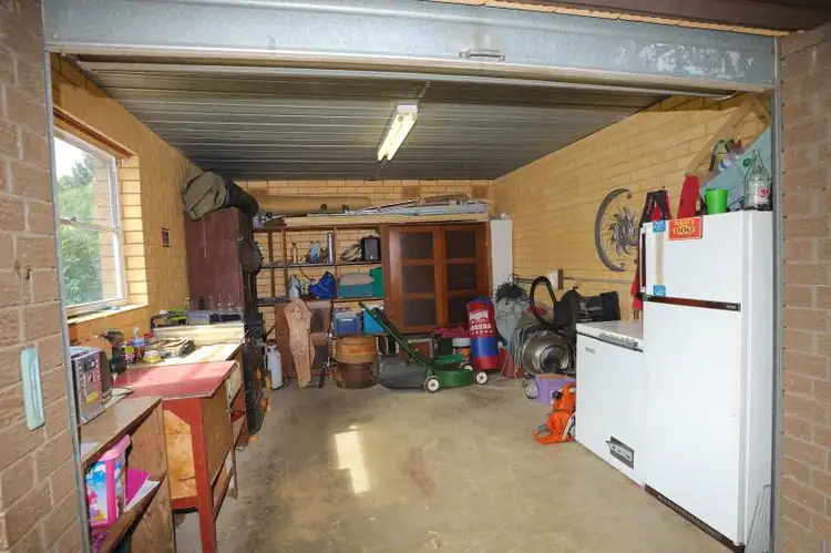 Seventh view of Homely house listing, 2 Mangaroo Avenue, Tumut NSW 2720