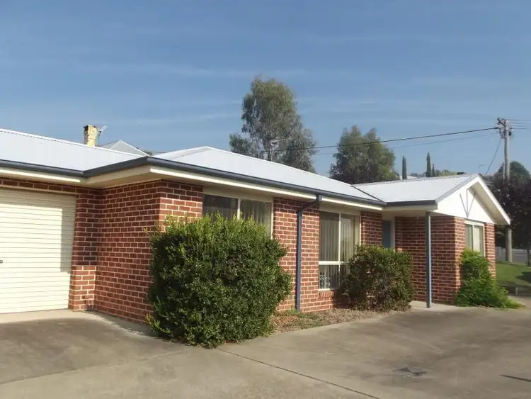 Main view of Homely house listing, 1 / 40D Carey Street, Tumut NSW 2720