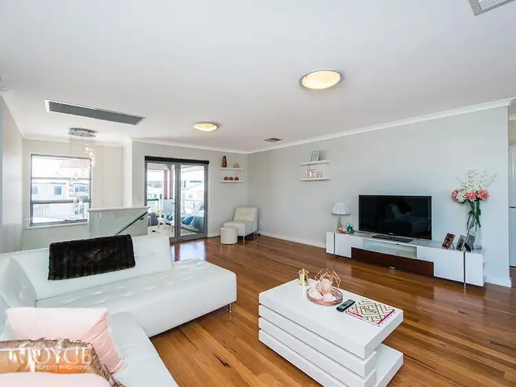 Fourth view of Homely house listing, 14 Islandview Rise, Yangebup WA 6164