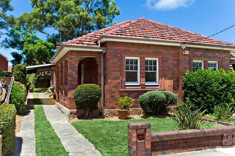 Main view of Homely semi-detached listing, 7 Walsh Ave, Maroubra NSW 2035
