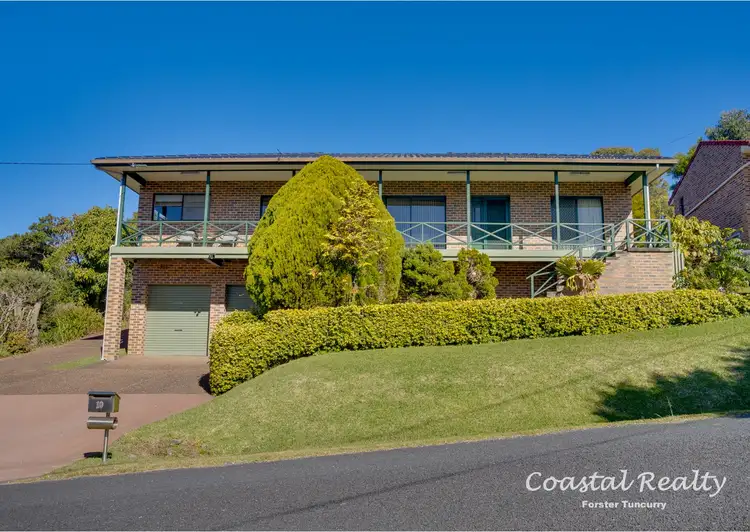 10 Frazer Avenue, Green Point NSW 2428