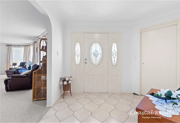 Second view of Homely house listing, 8 Huntly Close, Tuncurry NSW 2428
