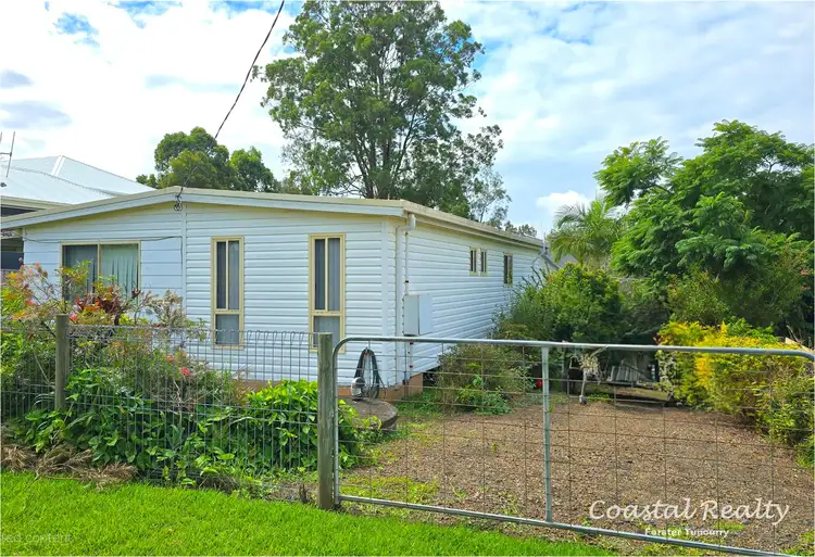 4 Coonabarabran Road, Coomba Park NSW 2428