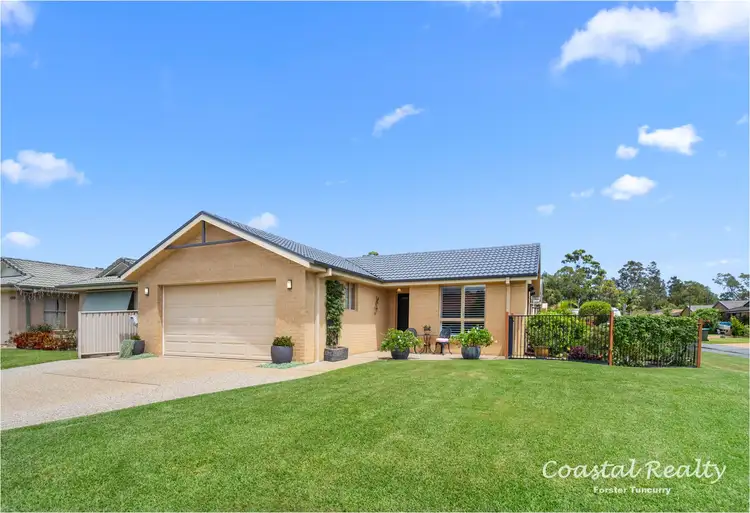 11 Nuwarra Circuit, Forster NSW 2428