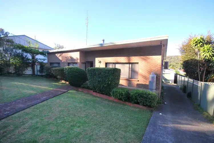 7 Albert Street, Ourimbah NSW 2258