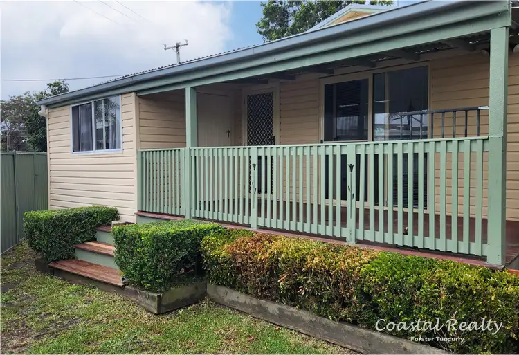 1 Kenrose Street, Forster NSW 2428