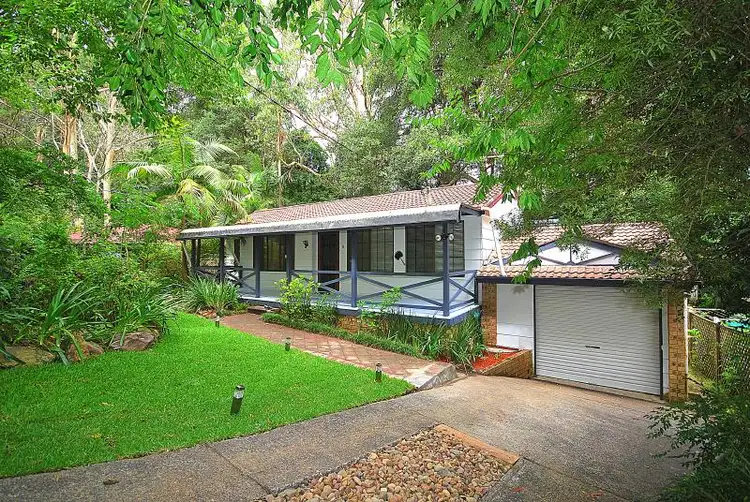 8 Heather Cresent, Wyoming NSW 2250