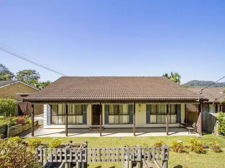 20 Macgregor Street, Wyoming NSW 2250
