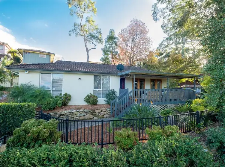6 Liana Close, Narara NSW 2250