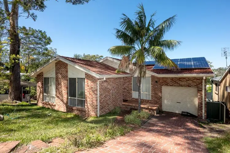 16 Macgregor Street, Wyoming NSW 2250
