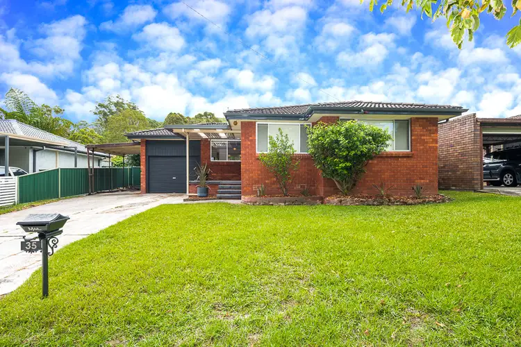 35 Chamberlain Road, Wyoming NSW 2250