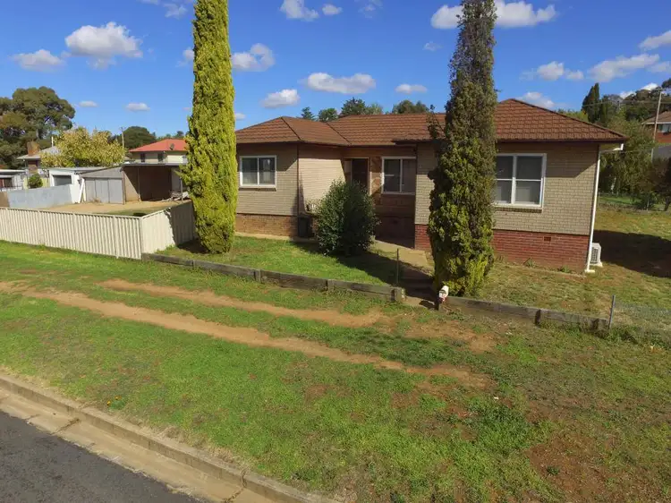 2 Stanley Street, Young NSW 2594