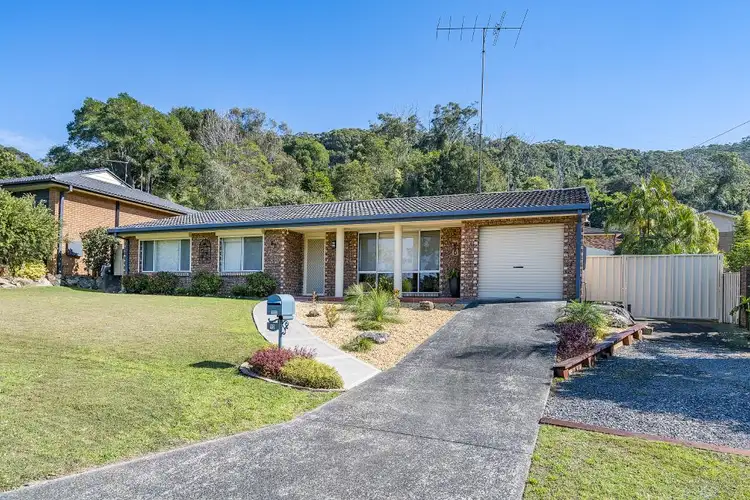 90 Gilda Drive, Narara NSW 2250